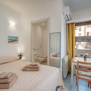 Studio's Pavese Apartamento