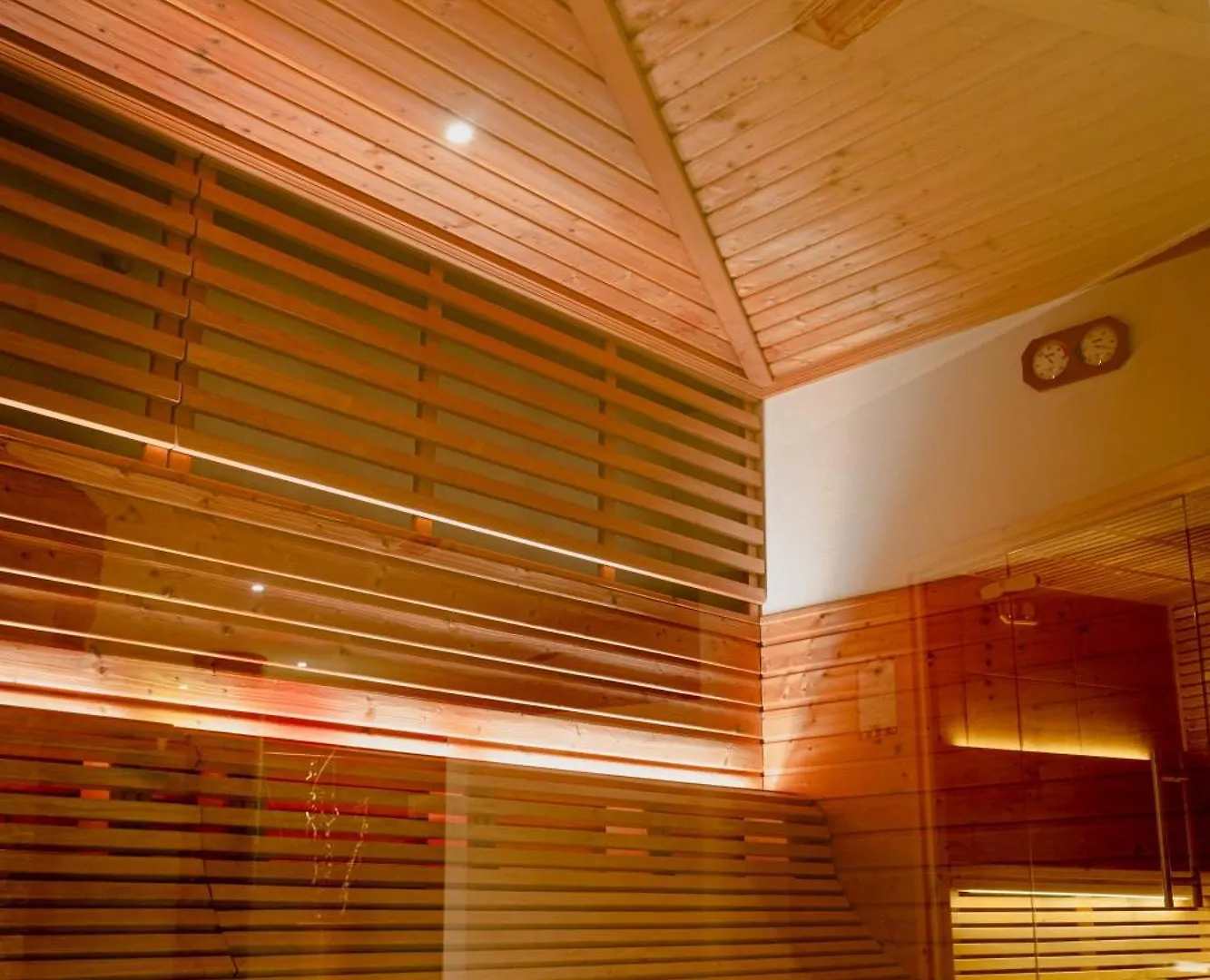 Mercure Olbia 4*,