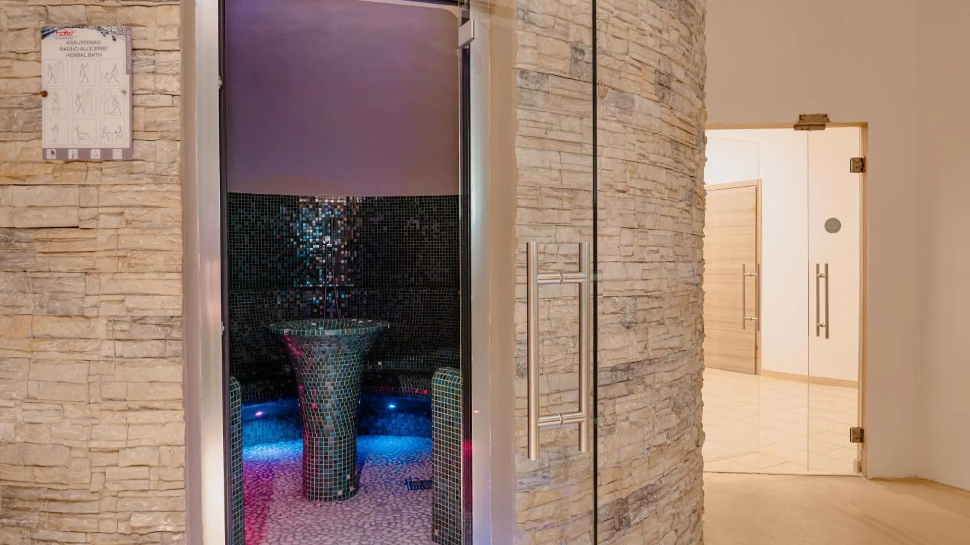 Mercure Olbia 4*,  Italia